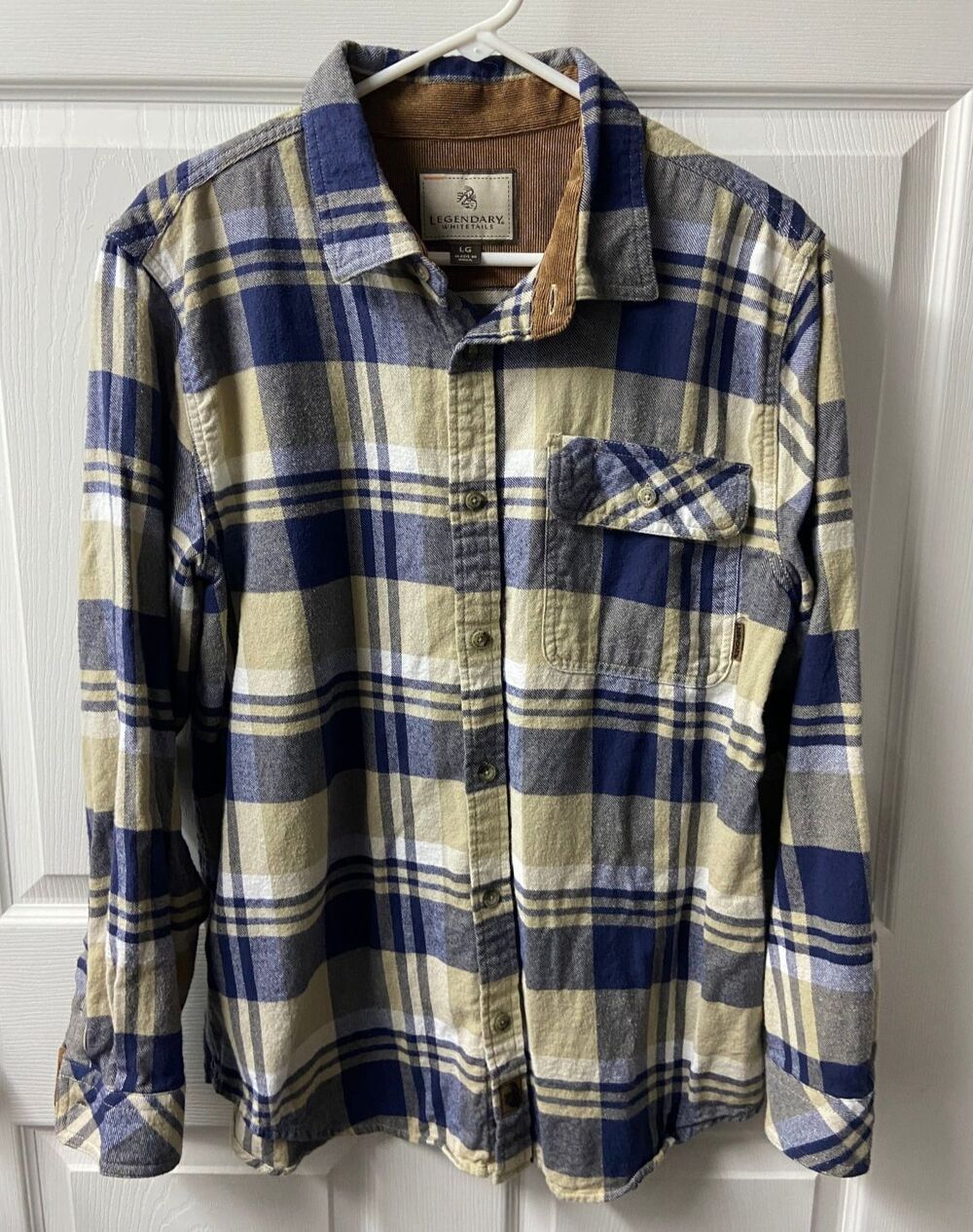 Legendary Whitetails Flannel Shirt Mens Large Tan Blue Flap Pockets Soft Comfort